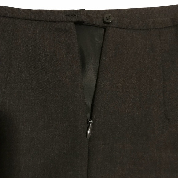 Ann Taylor Skirt Size 4 - Picture 3 of 7